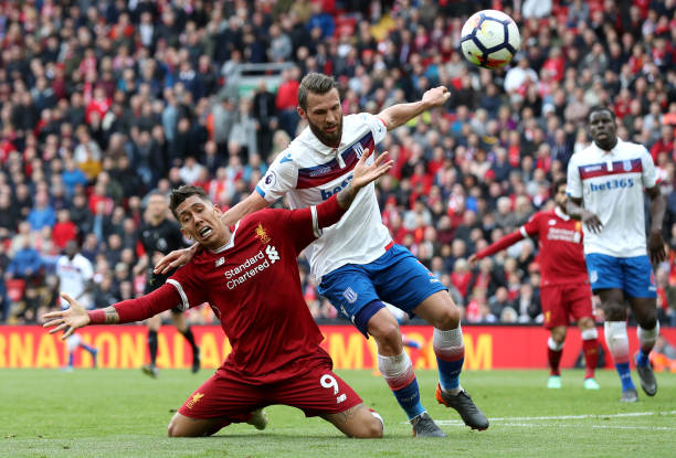 根據歐洲足 根據歐洲足